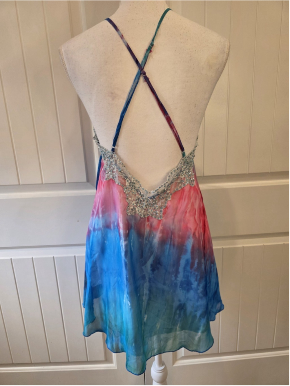 Gimmicks by BKE Beaded Tie Dye Babydoll Dress Sz L Crisscross Back Fairycore - Picture 3 of 10